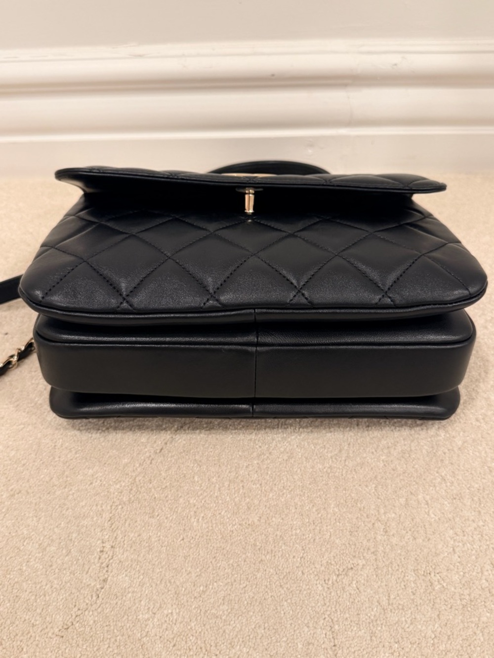 CHANEL Black Quilted Lambskin Top-Handle Satchel. - Picture 6 of 11